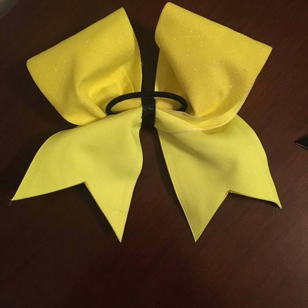 Cheer bows ! - Picture 5 of 6
